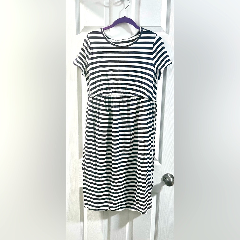 Ingrid & Isabel Maternity Navy Blue White Striped Dress adjustable drawstring